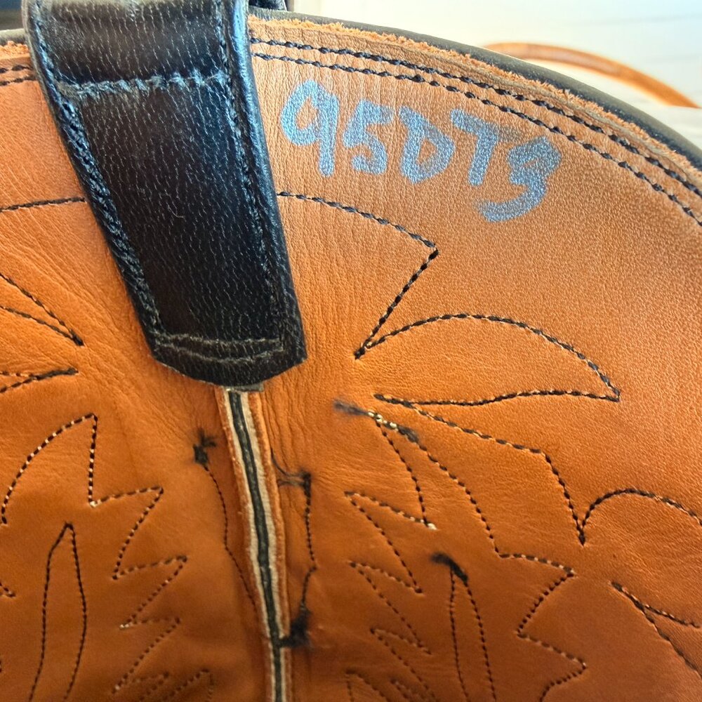 Burns Cowboy Boots Grey Distressed Lizard White Detail Women’s 11 / Men’s 9.5 D - Picture 4 of 7